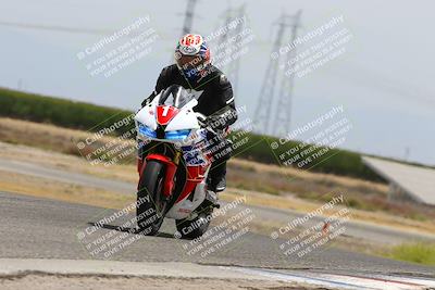 media/May-26-2025-Lets Ride (Mon) [[3bf1de1d65]]/B Group/1220pm (Wheelie Bump)/